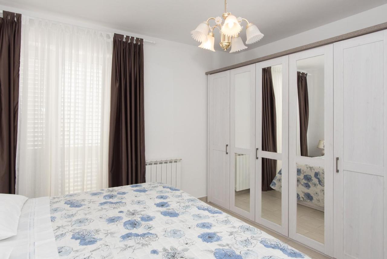 Apartments Lovric Βόντιτσε Εξωτερικό φωτογραφία