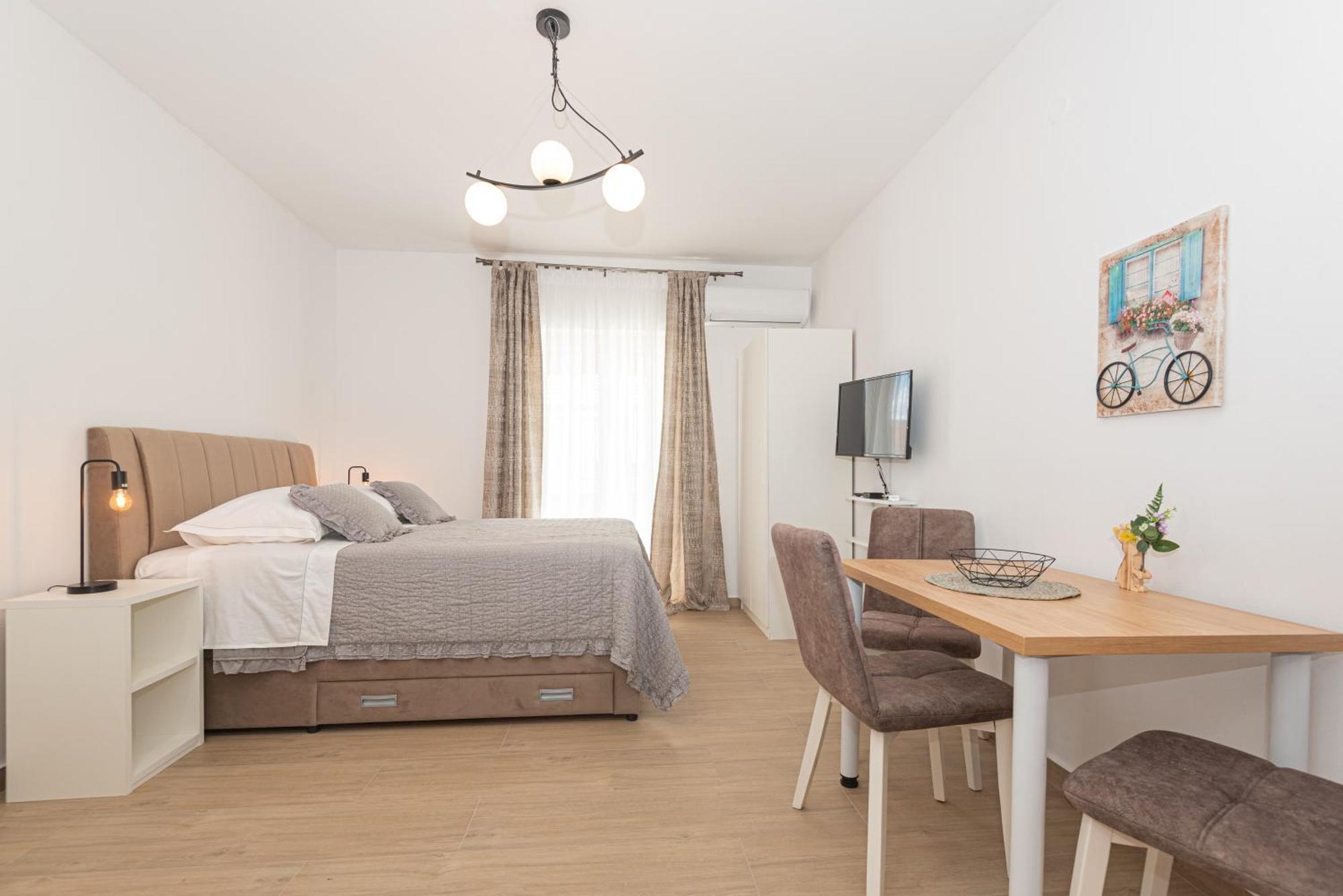 Apartments Lovric Βόντιτσε Εξωτερικό φωτογραφία