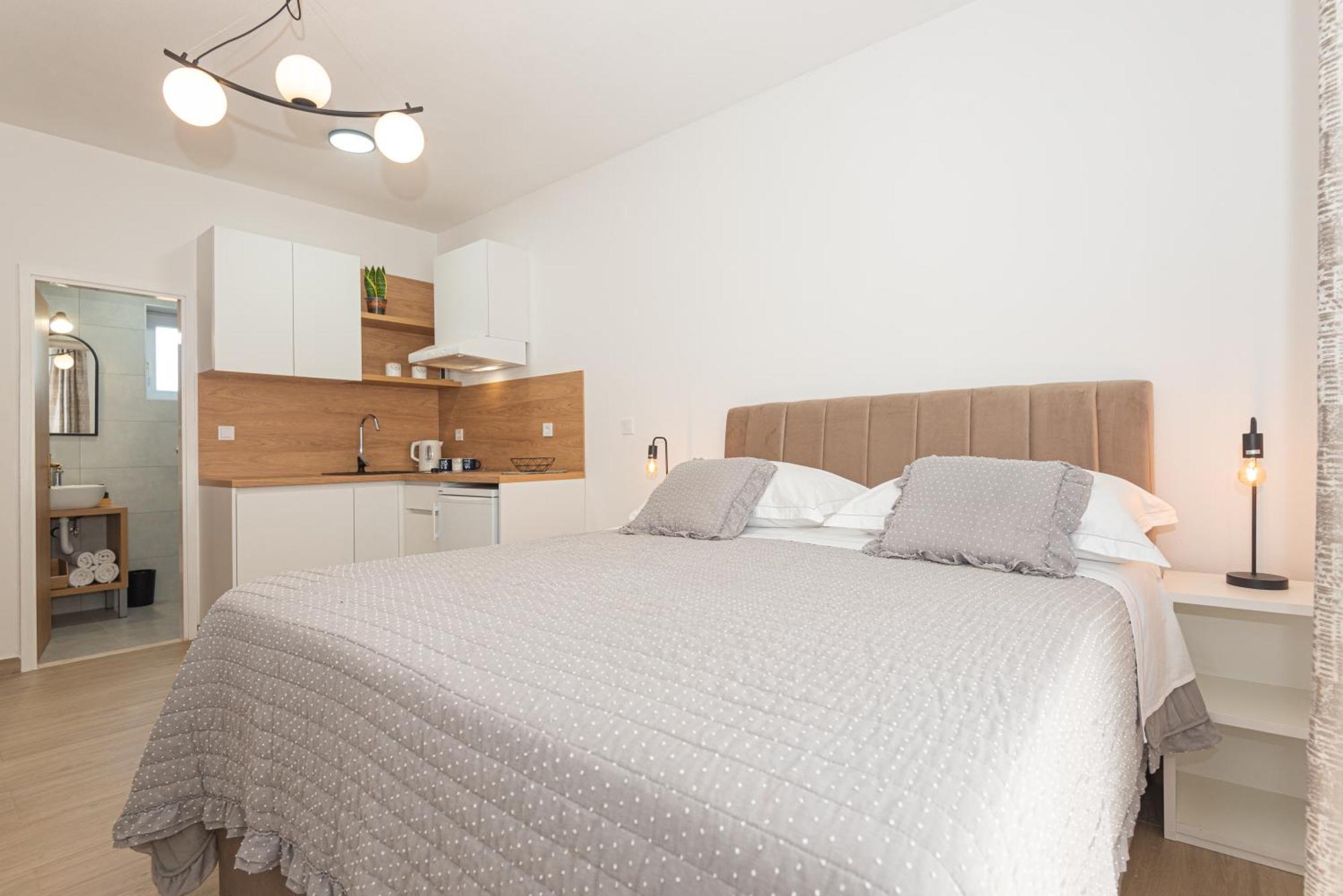 Apartments Lovric Βόντιτσε Εξωτερικό φωτογραφία