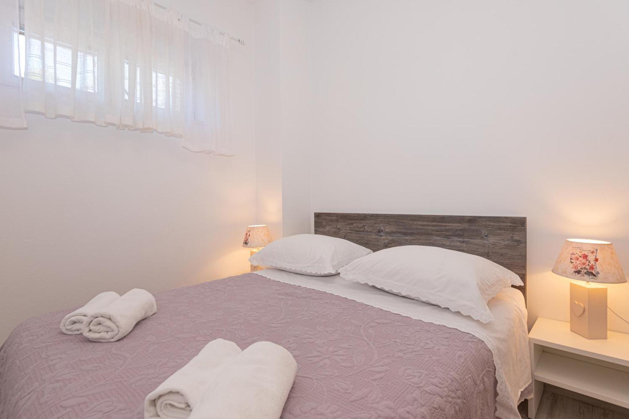 Apartments Lovric Βόντιτσε Εξωτερικό φωτογραφία