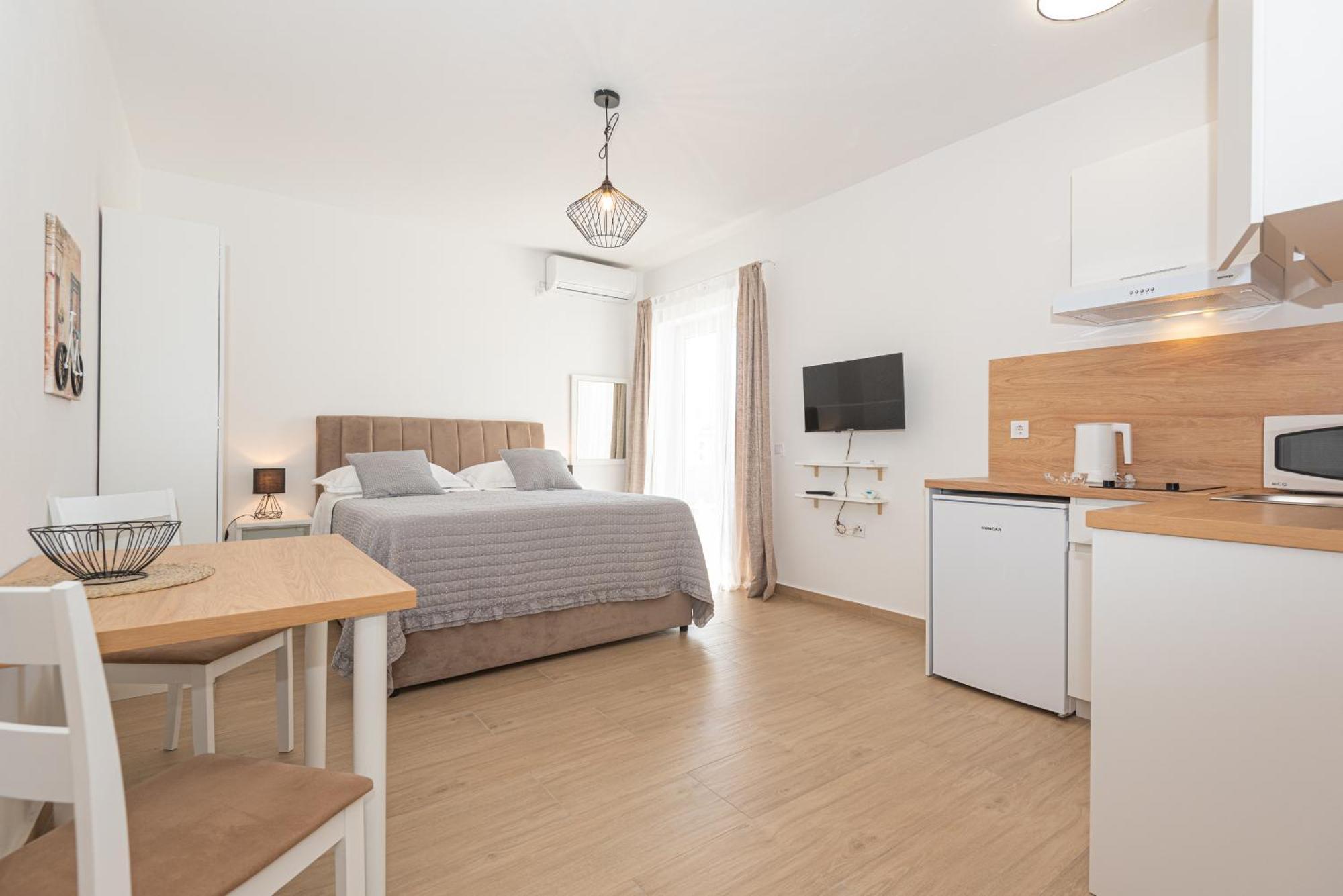 Apartments Lovric Βόντιτσε Εξωτερικό φωτογραφία